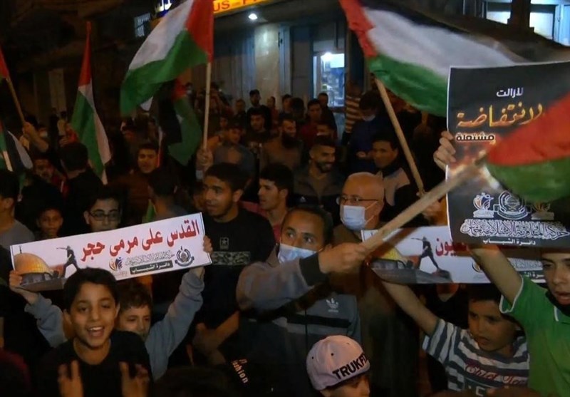 Palestinians in Gaza City Express Support for Protesters in Al-Quds (+Video)