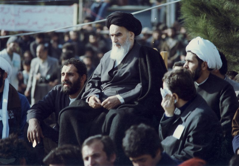امام خمینی(ره) افکار خفته جهان اسلام را بیدار کرد