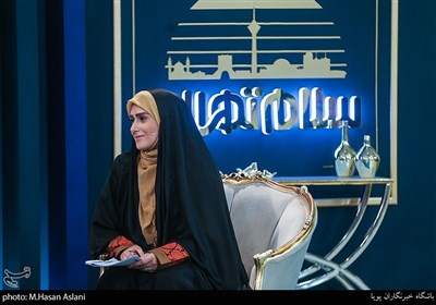  قدیسه صالحی مجری برنامه «سلام تهران» کاری از شبکه پنج سیما