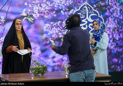فریبا باقری و قدیسه صالحی مجری در برنامه «سلام تهران» کاری از شبکه پنج سیما