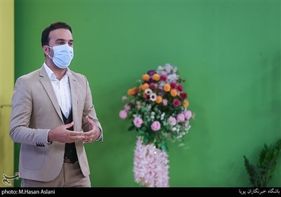 مهدی واعظی مجری برنامه «سلام تهران» کاری از شبکه پنج سیما