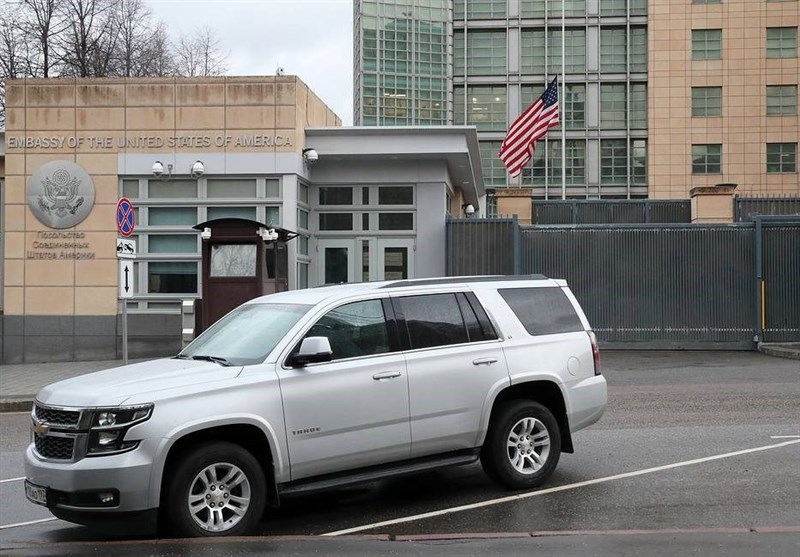 سفارت آمریکا در روسیه کارکنان کنسولی خود را تا 75 درصد کاهش می‌دهد