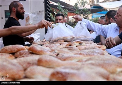 Muslim Families Observe Ramadhan in Syria