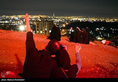 مراسم احیای شب بیست ویکم ماه رمضان در کهف الشهدای تهران