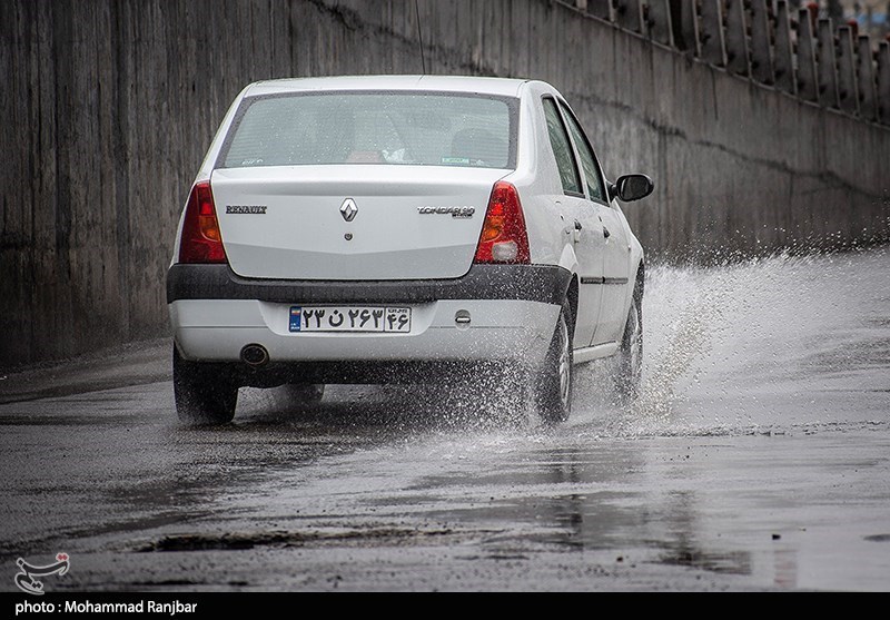 هواشناسی ایران 1400/04/29| بارش‌ها در نواحی جنوبی کشور ادامه دارد