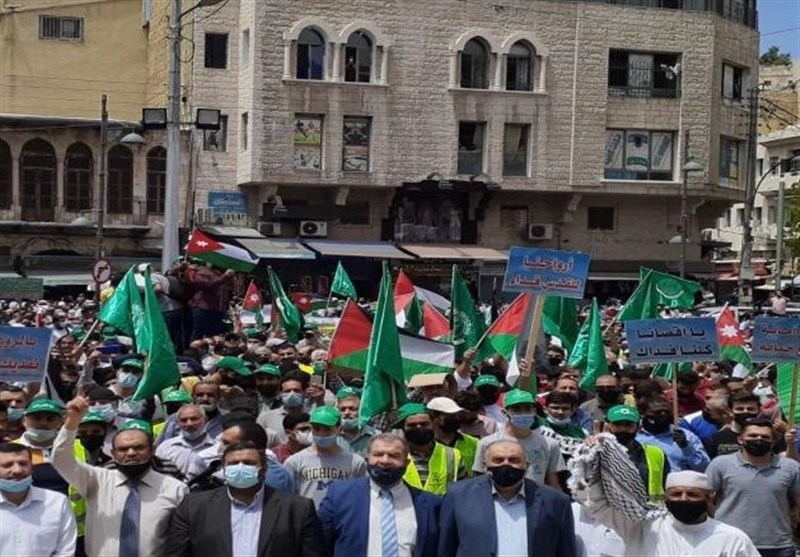 تظاهرات گسترده اردنی‌ها در همبستگی با ساکنان محله «شیخ جراح» در قدس اشغالی