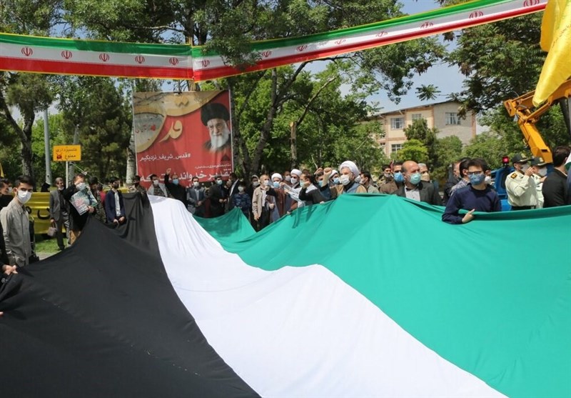 مراسمات محدود یا مجازیِ روز جهانی قدس در آذربایجان شرقی؛ از آتش کشیدن پرچم رژیم صهیونیستی تا برافراشتن پرچم 150 متری فلسطین