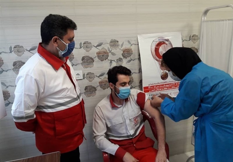 واکسیناسیون امدادگران و نجاتگران هلال احمر گلستان آغاز شد