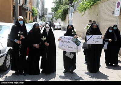 تجمع دختران مشهدی در محکومیت حمله تروریستی کابل