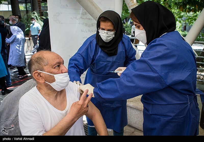 افرادی بالای 75 سال خوزستان برای دریافت واکسن کرونا به مراکز بهداشتی مراجعه  کنند- اخبار خوزستان - اخبار استانها تسنیم | Tasnim