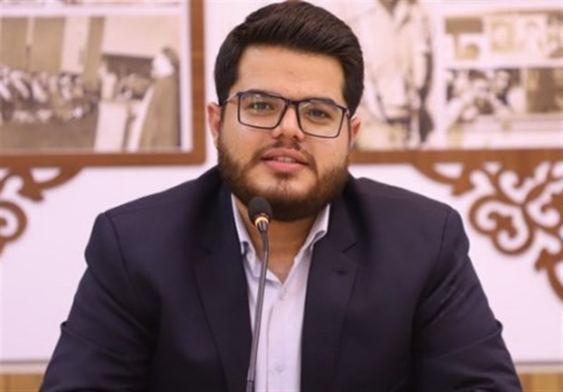 دیدار دانشجویان با رهبر انقلاب| احمدی: مردم از ثمره مردم سالاری بهره‌مند نشدند