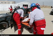 105 تیم عملیاتی هلال احمر استان فارس به 310 حادثه‌دیده امدادرسانی کردند