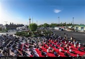 نماز عید سعید فطر در میدان بهرود واقع در غرب تهران
