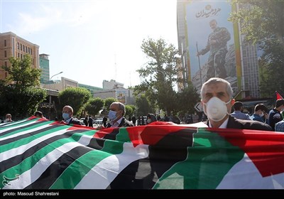 راهپیمایی نمازگزاران تهرانی در حمایت از مردم فلسطین