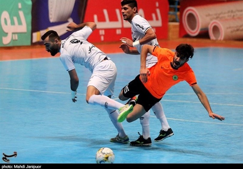 هفته سوم لیگ برتر فوتسال| پیروزی پرگل گیتی‌پسند مقابل فرش‌آرا با درخشش احمد عباسی