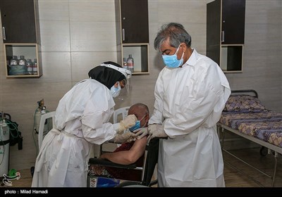 واکسیناسیون پرسنل و افراد مقیم در مراکز توانبخشی-اهواز