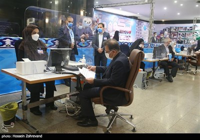More Figures Join Iran's Presidential Contest