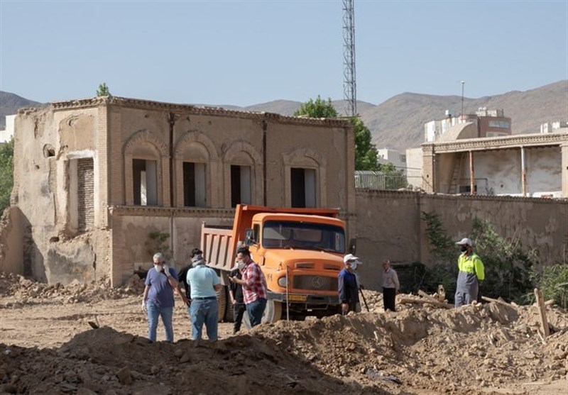 اقدام عاملین و آمرین تخریب خانه حاجباشی اراک عواقب قضایی دارد + سند