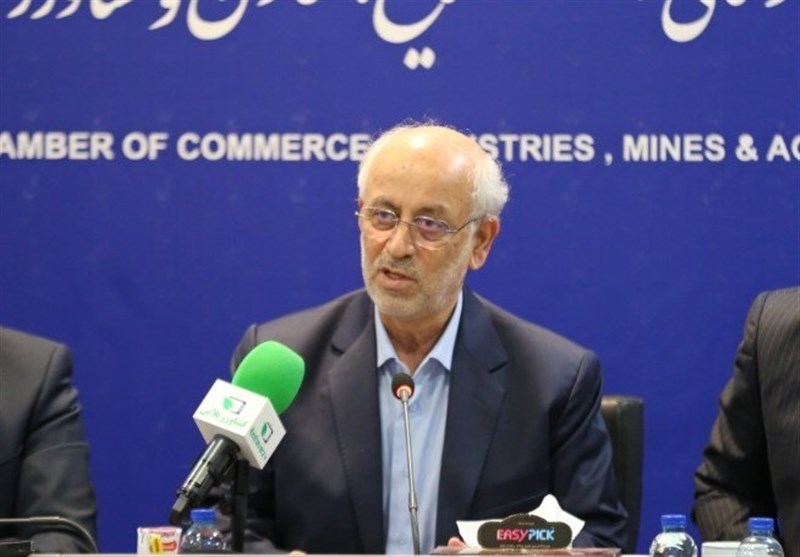 رئیس کمیسیون صنایع مجلس: مجمع تشخیص واردات خودرو را تائید کرد