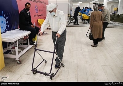 واکسیناسیون سالمندان بالای ۷۵ سال در ایران مال covid-19
