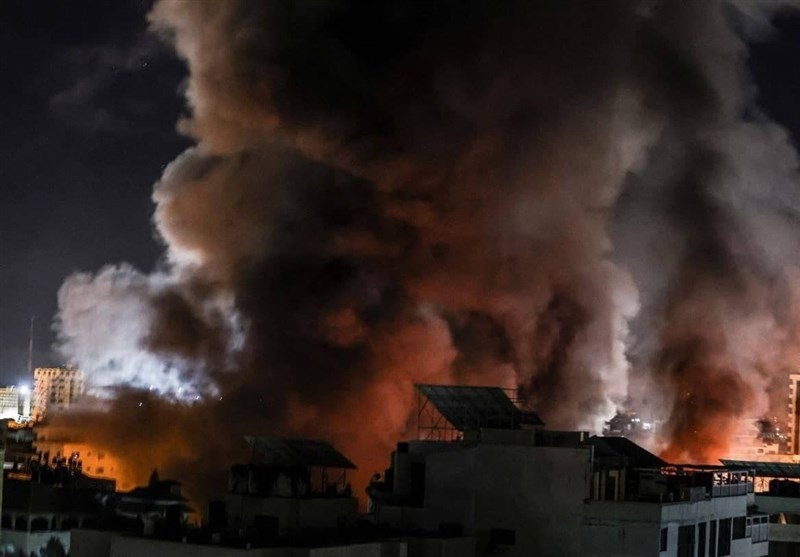 رژیم صهیونیستی جنوب غزه را به شدت بمباران کرد/ حملات موشکی مقاومت به چندین شهرک اسرائیلی