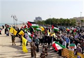 تجمع بوشهری‌ها در دفاع از مردم مظلوم فلسطین در کنار خلیج فارس به روایت تصویر