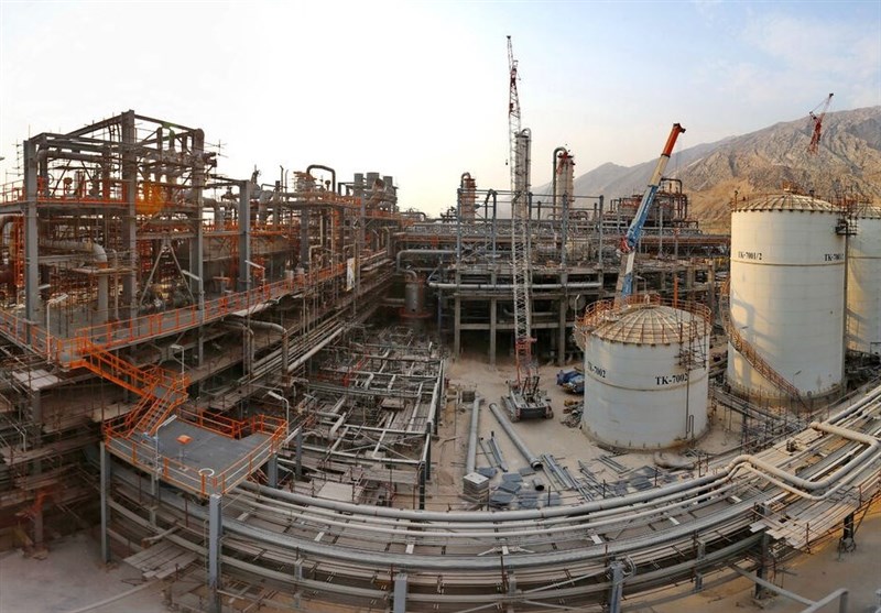 کرمانشاه در مسیر توسعه و پیشرفت / سند 15 پروژه نفت، گاز و پتروشیمی تدوین شد