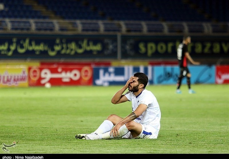 زکی‌پور: قلعه‌نویی اعتبار فوتبال ایران است، گناه دارد/ برزای: بازیکن ما یک متر داخل محوطه جریمه بود