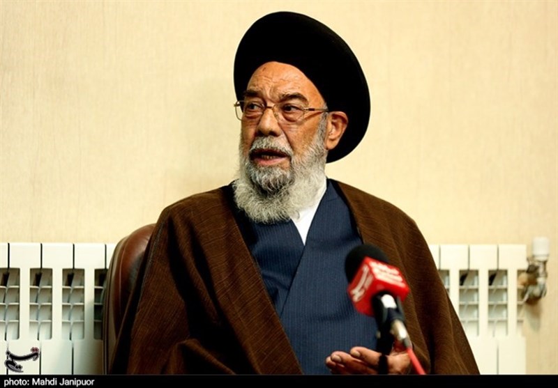 امام جمعه اصفهان: قضات در خط مقدم آزادسازی زندانیان واجد شرایط هستند