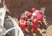 ریزش مرگبار آوار در کانال حفاری شده + فیلم و تصاویر