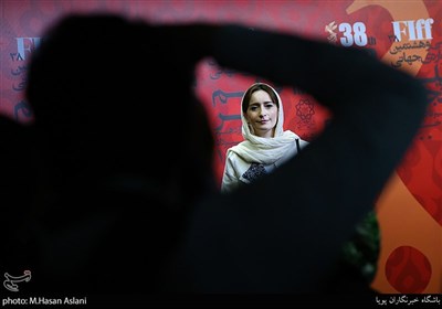 سهیلا گلستانی بازیگر در دومین روز سی‌وهشتمین جشنواره جهانی فیلم فجر در پردیس سینمایی چارسو
