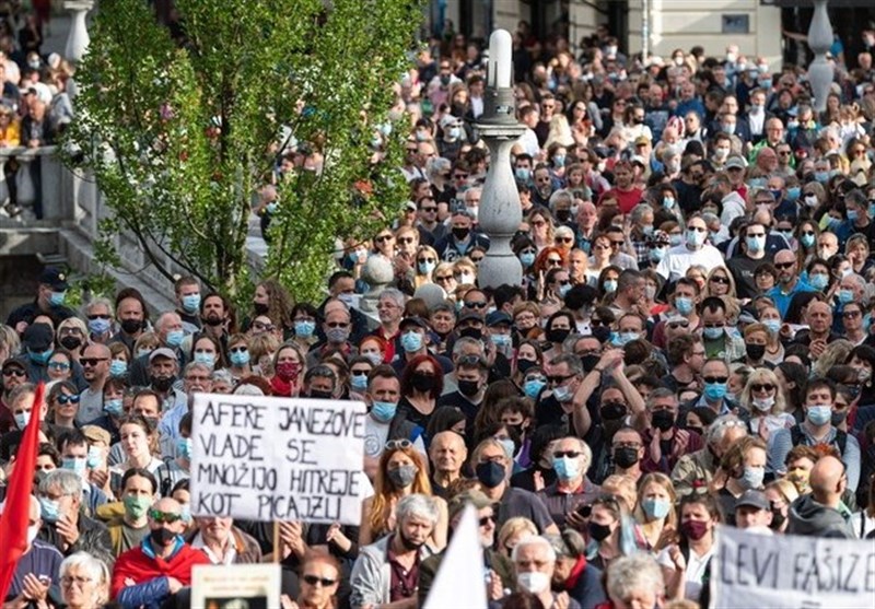 معترضان در اسلوونی خواستار کناره‌گیری نخست وزیر شدند