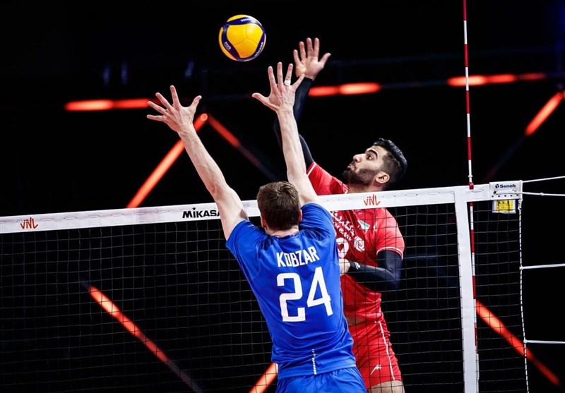 Russian Setter Kobzar Interested in Seeing Iran’s Lineup