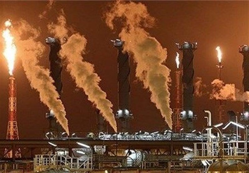 هدررفت گاز در میدان مشترک نفت ایران و عربستان/ 9 هزار میلیارد تومان گاز در 141 فلر روشن می‌سوزد
