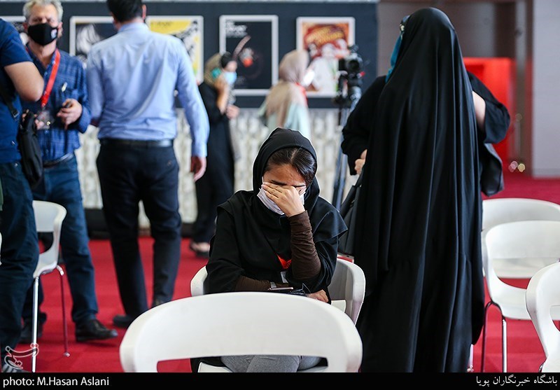 نکوداشت اشکان منصوری در چهارمین روز سی‌وهشتمین جشنواره جهانی فیلم فجر در پردیس سینمایی چارسو