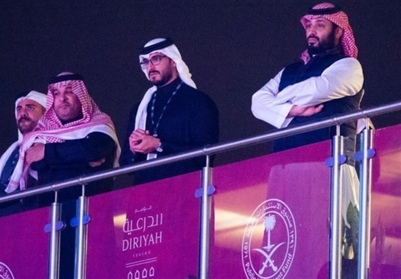 آل سعود چگونه از ورزش برای بهبود چهره خود استفاده می‌کند؟