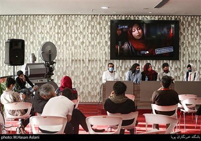 نشست خبری فیلم گیسوم در پنجمین روز سی‌وهشتمین جشنواره جهانی فیلم فجردر پردیس سینمایی چارسو