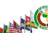 مجموعة غرب أفریقیا تعلق عضویة مالی
