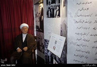 بازدید از موزه مشاهیر برج میلاد تهران