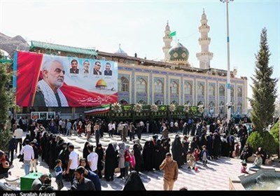  پوشش لحظه‌به‌لحظه اخبار انتخابات ـ استان کرمان|‌ انتخابات ۲۸ خرداد ‌از جوار مرقد شهید سلیمانی / ۶۰۰۰۰ کرمانی رأی خود را به صندوق‌ها انداختند 