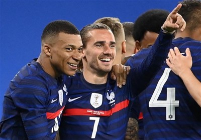  فینال جام جهانی قطر| فرانسوی‌ها اسم آرژانتین را از ایستگاه مترو برداشتند + عکس 