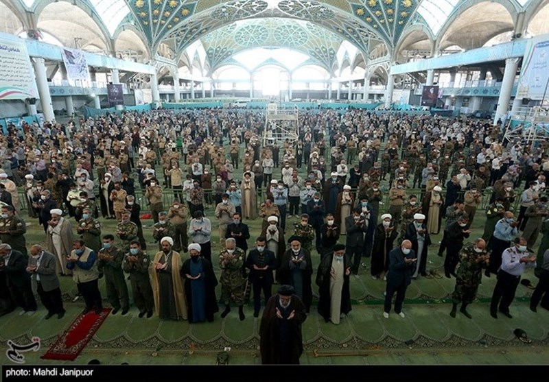 روایت تصویری تسنیم از نماز عبادی سیاسی جمعه اصفهان