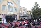 مراسم بزرگداشت شهدای مدرسه فیضیه در قم برگزار شد