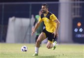 Ehsan Hajsafi Joins AEK Athens: Report