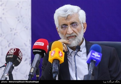  رئیس ‌ستاد انتخاباتی جلیلی در استان کرمانشاه: جلیلی مبلغ گفتمان انقلاب است / جلیلی در جریان زندگی واقعی ‌مردم قرار دارد 