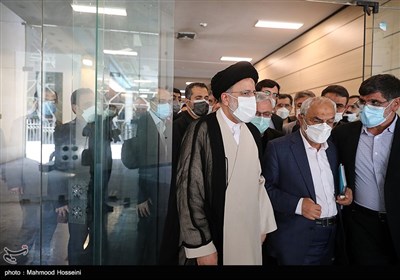 دیدار آیت الله سید ابراهیم رئیسی کاندیدای سیزدهمین دوره انتخابات ریاست جمهوری با دانشجویان دانشگاه تهران