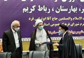 باید در امر فرهنگ عمومی و دینی فعالتر باشیم
