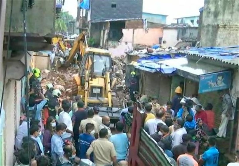 11 Dead in Mumbai Building Collapse