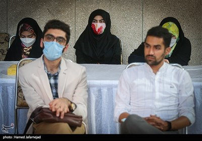 دیدار سید امیرحسین قاضی‌زاده هاشمی با فعالان فضای مجازی