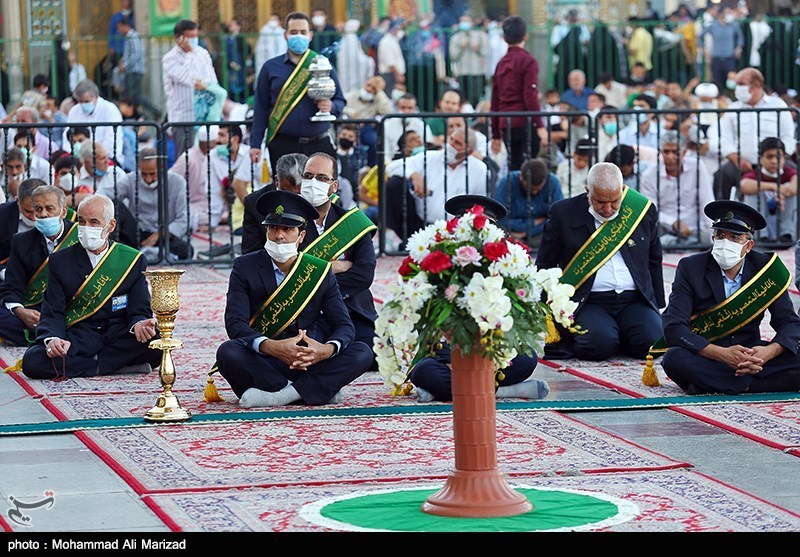 شهر قم در جشن میلاد حضرت معصومه(س) غرق در نور و شادی است